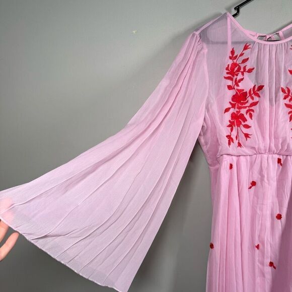 ASOS DESIGN tie back pleated sleeve midi dress in pink with red embroidery - Picture 7 of 15